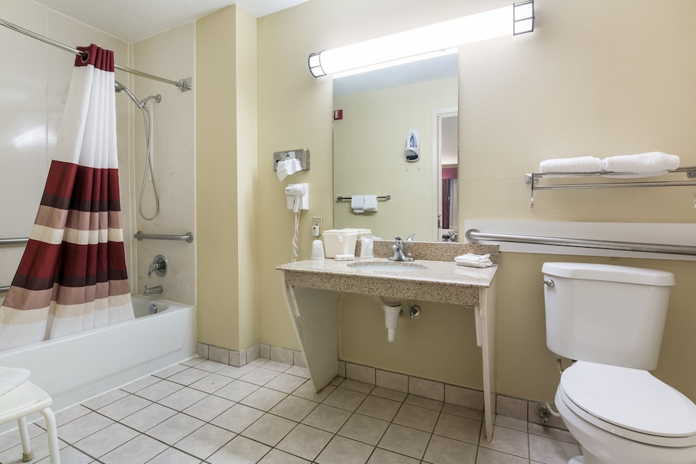 Red Roof Inn Conroe North Willis - photo 24