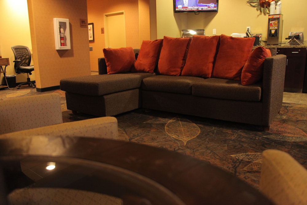 Little Missouri Inn & Suites - photo 3