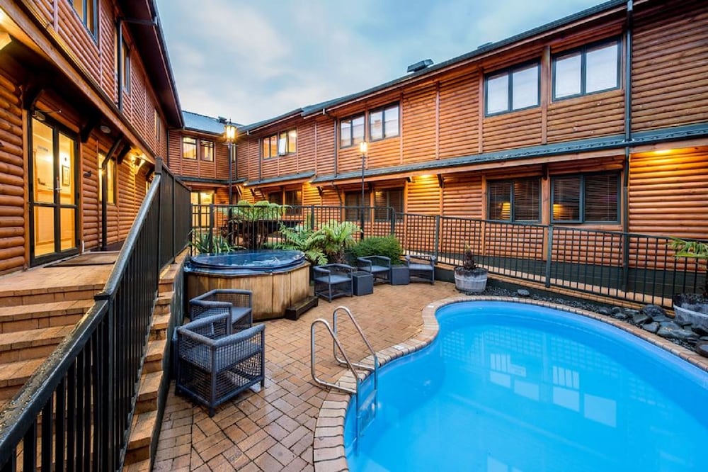 Wellesley on the Lake Taupo