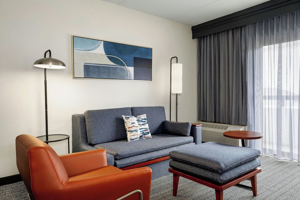 Courtyard by Marriott Minneapolis St. Paul Airport - photo 7