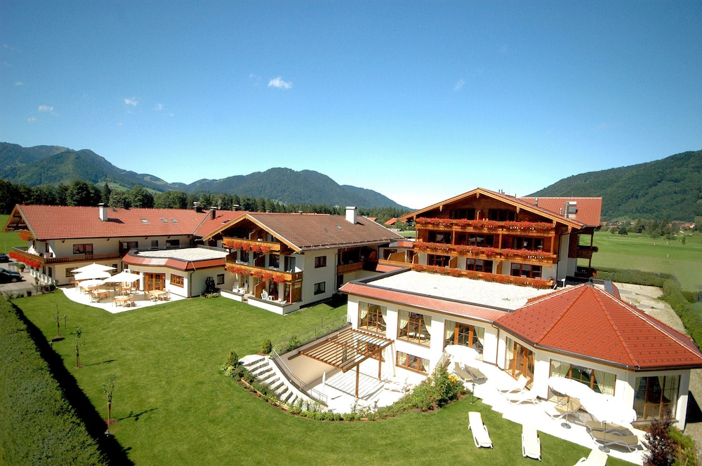 Ortnerhof Ihr Zuhause am Fuße der Alpen — hotel in Ruhpolding