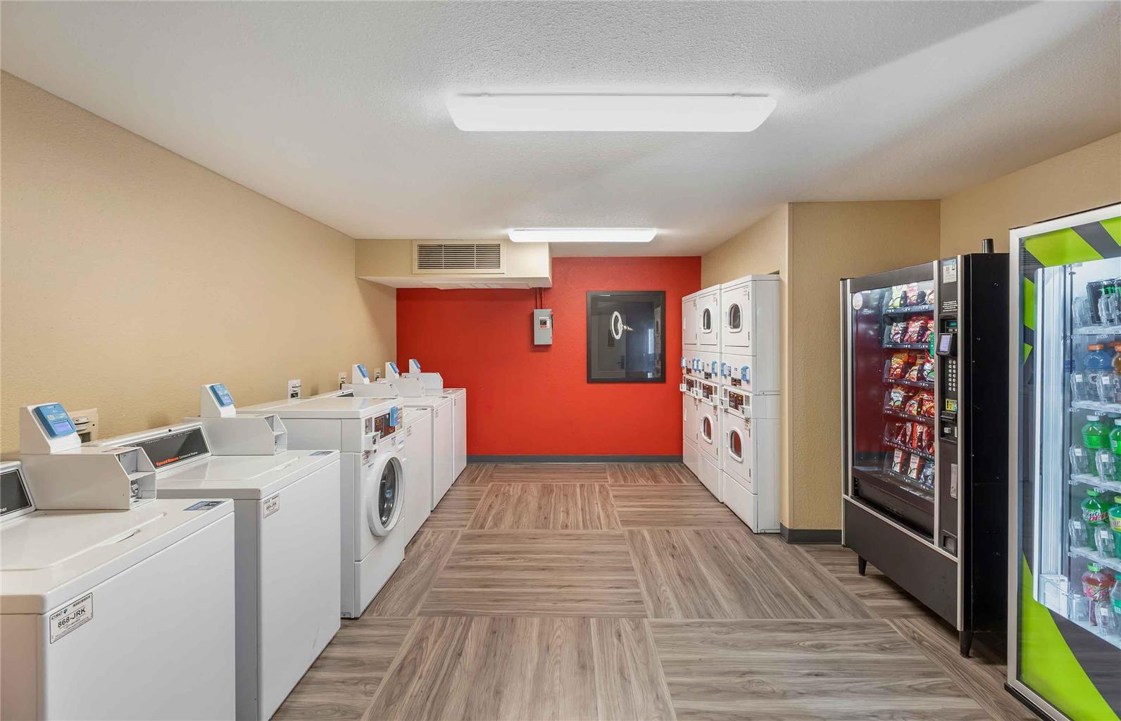 Extended Stay America Suites Milwaukee Brookfield - photo 36