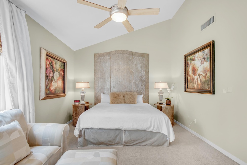 Shoreline Towers Townhouse 4 1 - photo 6