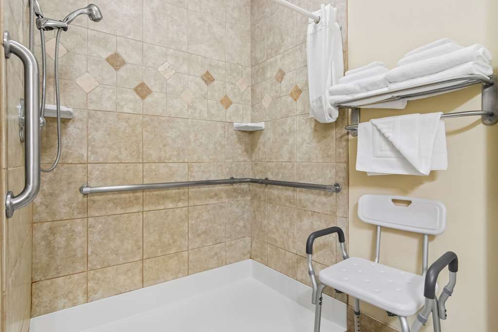 Comfort Inn Hebron Lowell Area - photo 21