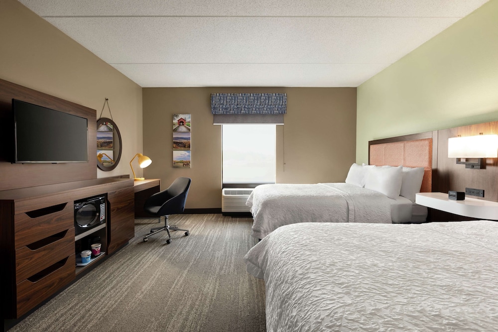 Hampton Inn & Suites Frederick Fort Detrick - photo 9
