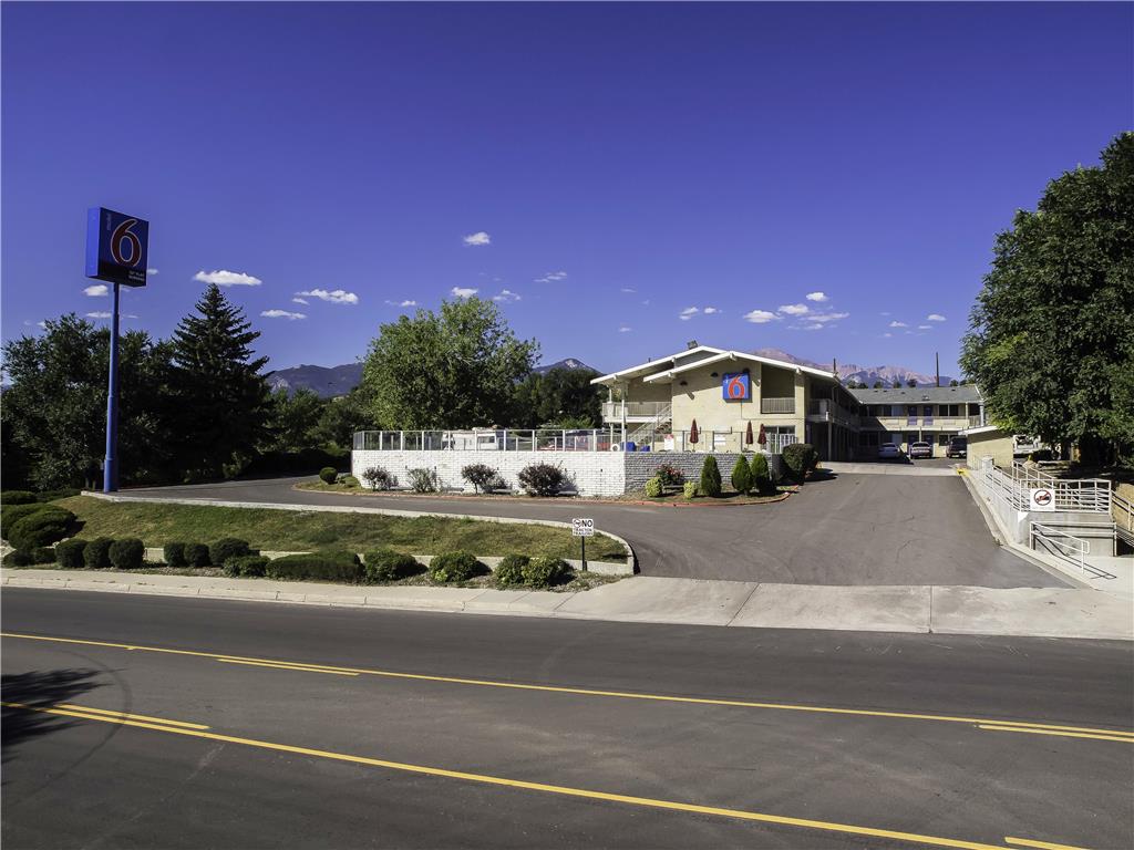 Motel6 Colorado Springs CO South Metro Area - photo 24