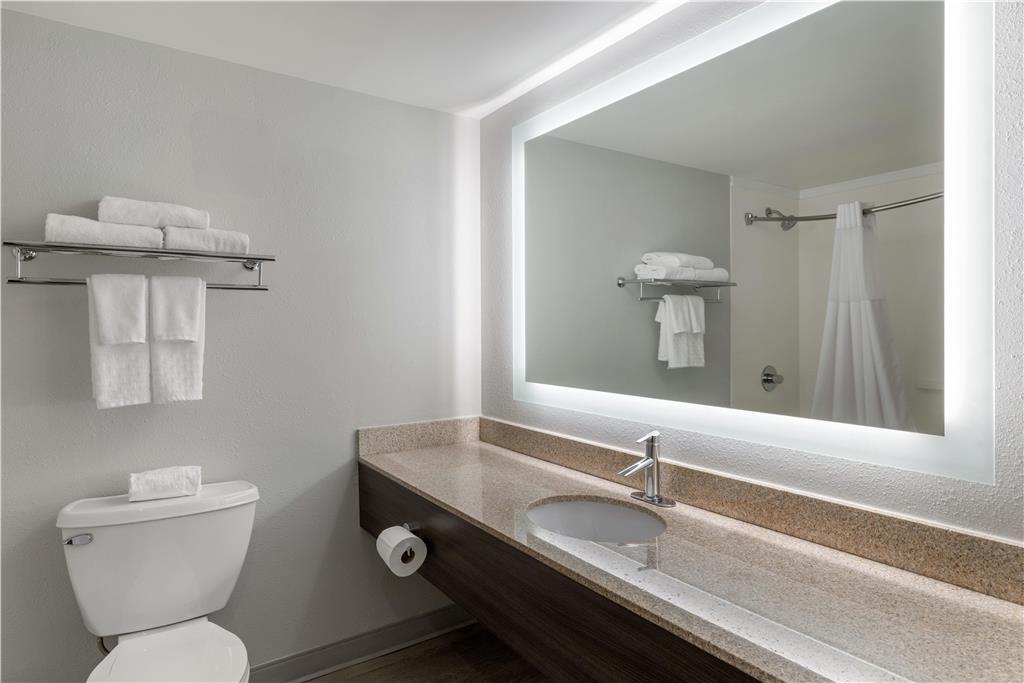 Best Western Hickory - photo 21
