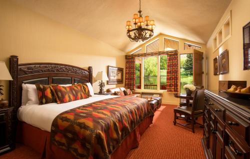 Rustic Inn Creekside - photo 26
