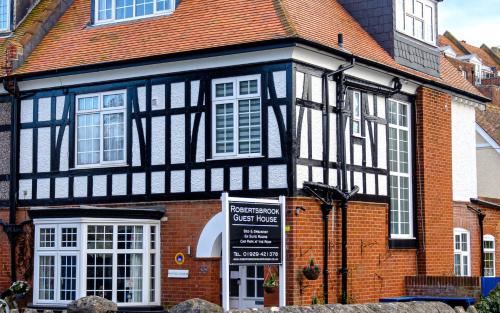 Robertsbrook Guest House — 4-Star Luxury Hotel in Swanage, United Kingdom