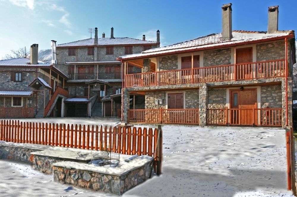 Petrino Resort & Spa — hotel in Edessa