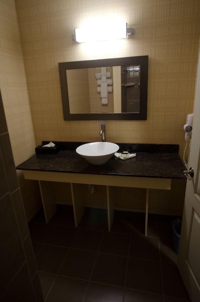 AAshram Hotel by Niagara River - photo 14