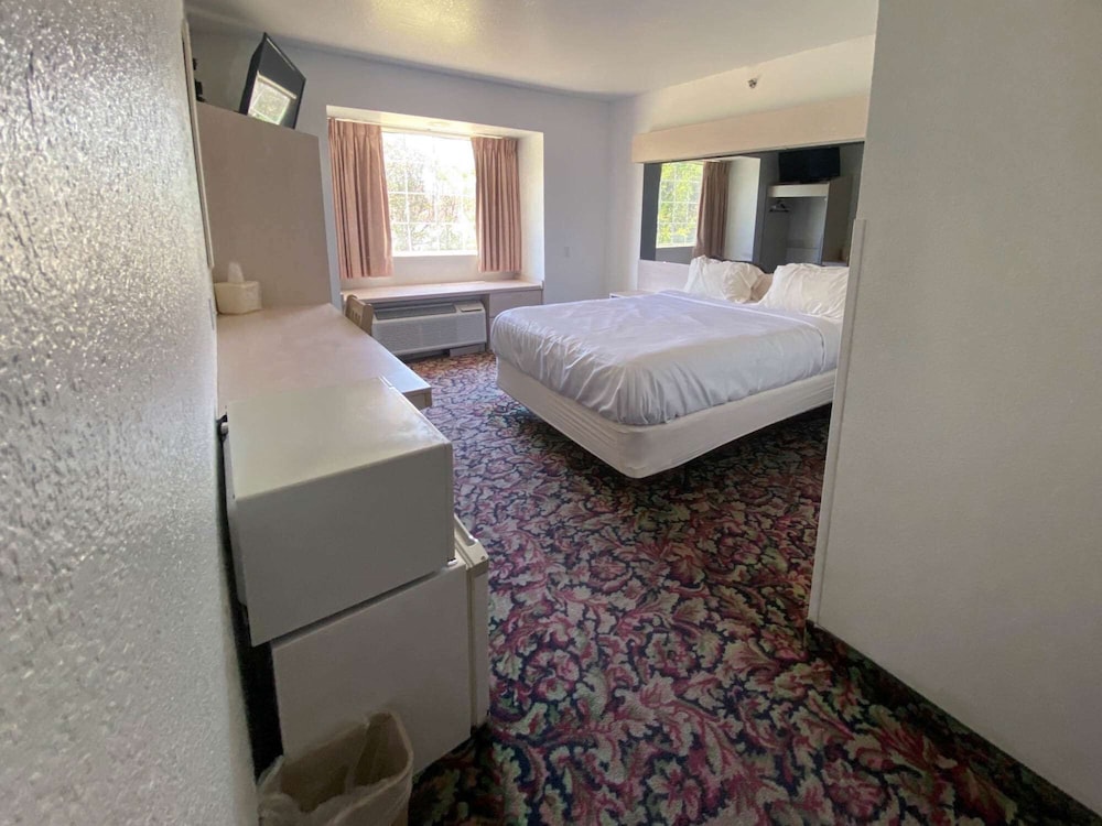 Motel 6 McAlester OK South - photo 12