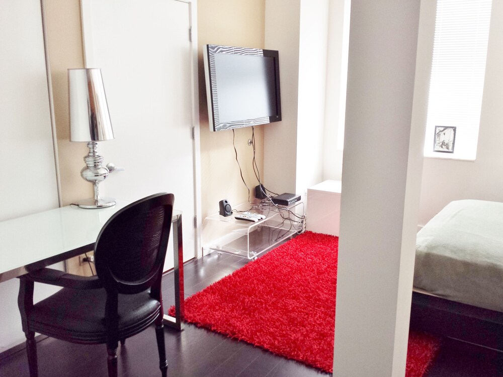 The Pittsfield Hotel Apartments Suites - photo 10