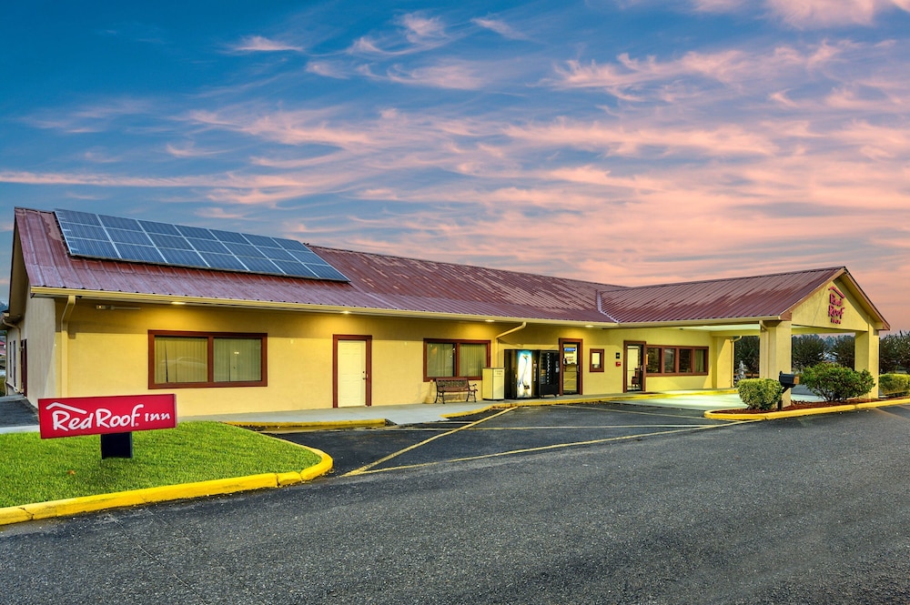 Red Roof Inn Sylacauga - photo 31