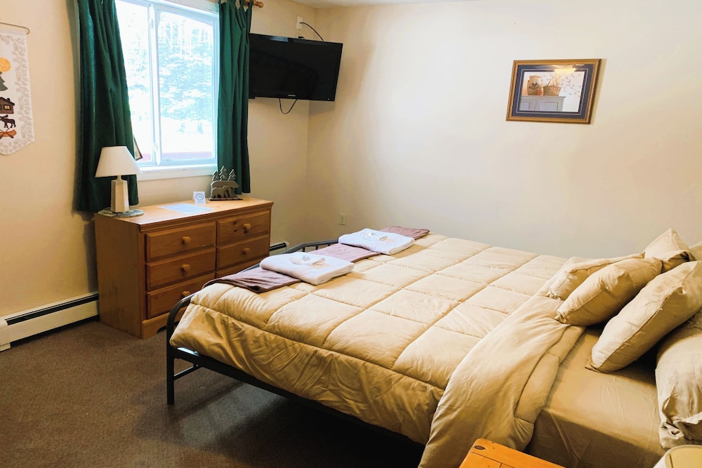 Love Hotels St John River by OYO at Fort Kent ME - photo 8