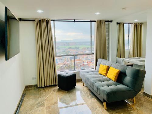 Alquiler Apartamento en Bogotá cerca al aeropuerto Colibri Dorado by wonderlust — 4-Star Luxury Hotel in Bogota, Colombia