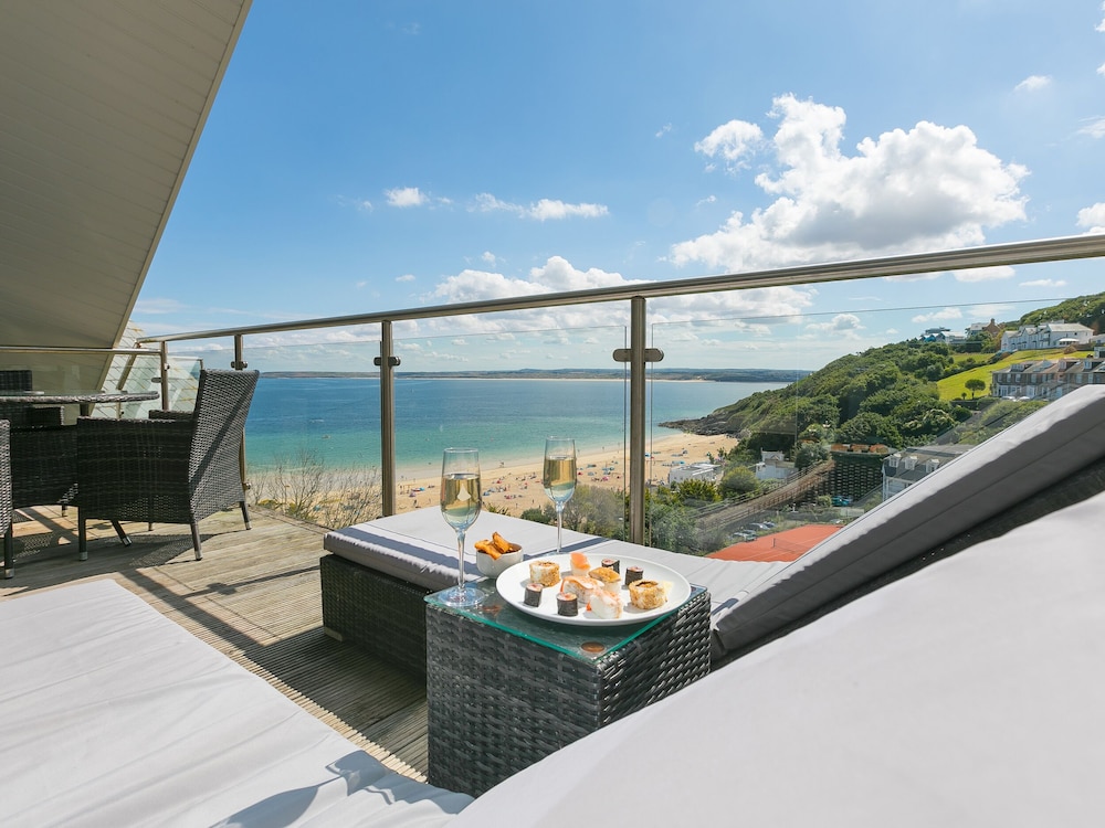 Porthminster Penthouse — 4-Star Luxury Hotel in St Ives, United Kingdom