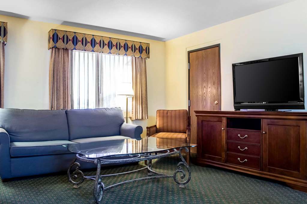 Quality Inn Wickenburg - photo 17
