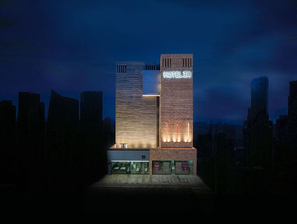 Hotel March - carbon neutral hotel in Daejeon