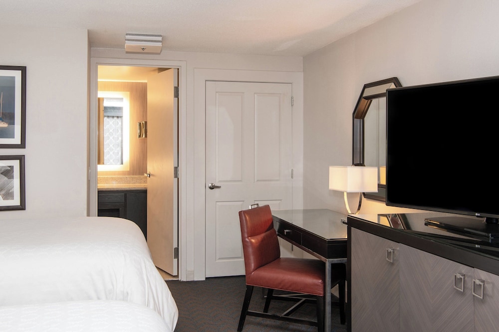 Sheraton Minneapolis West Hotel - photo 45