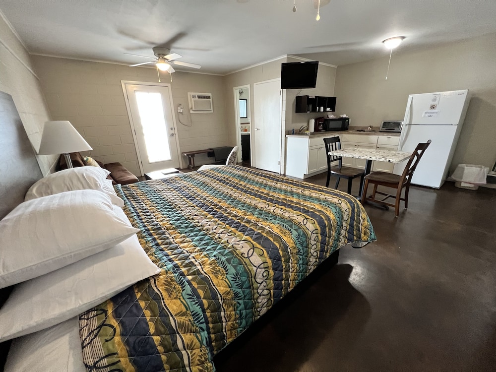 Painted Sky Inn - photo 9