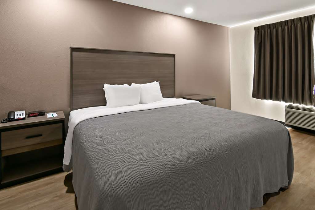 Quality Inn & Suites Weatherford - photo 36