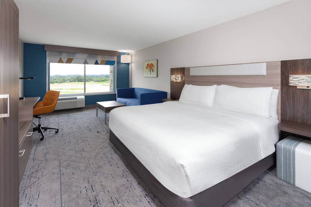 Holiday Inn Express & Suites Reedsburg Dells Area by IHG - photo 15