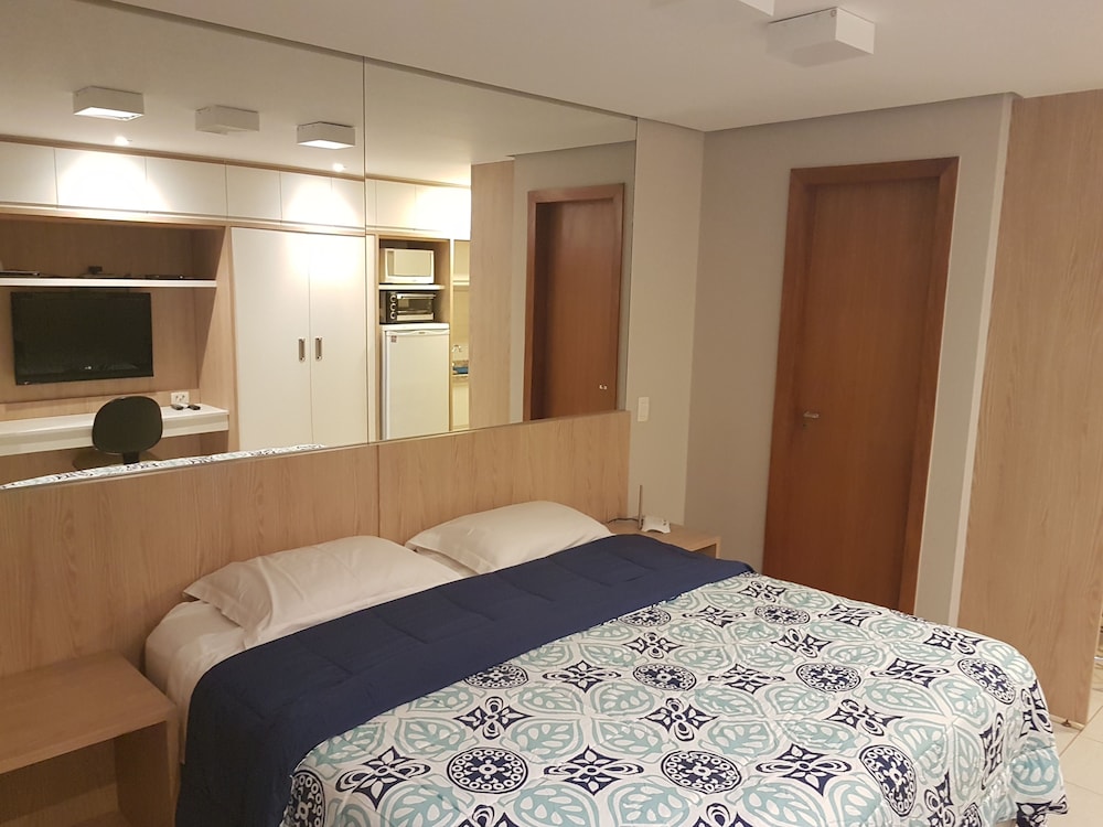Charming Furnished Studio Flat — 4-Star Luxury Hotel in Goiania, Brasil