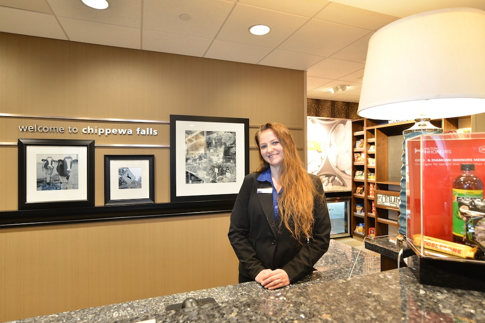Hampton Inn & Suites Chippewa Falls - photo 29