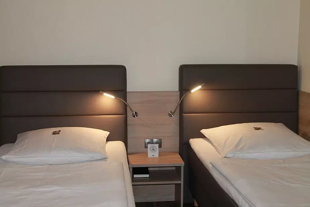 La Maison Hotel Boardinghouse — Koeln — photo 4
