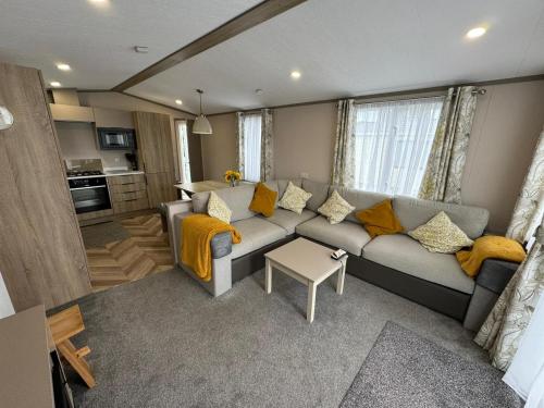 Golden Palm Resort The Stonewood Coastal Caravan Breaks in Chapel Saint Leonards, United Kingdom