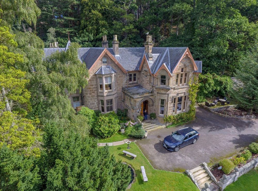 Cluny Bank Hotel — 4-Star Luxury Hotel in Forres, United Kingdom