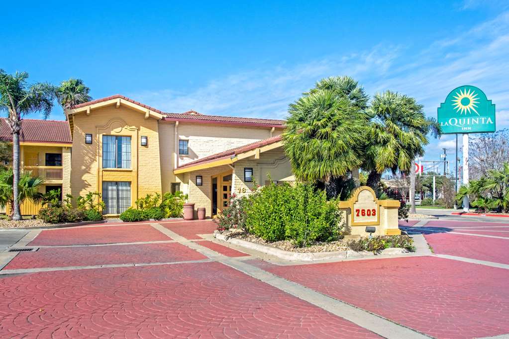 La Quinta Inn by Wyndham Victoria - photo 2