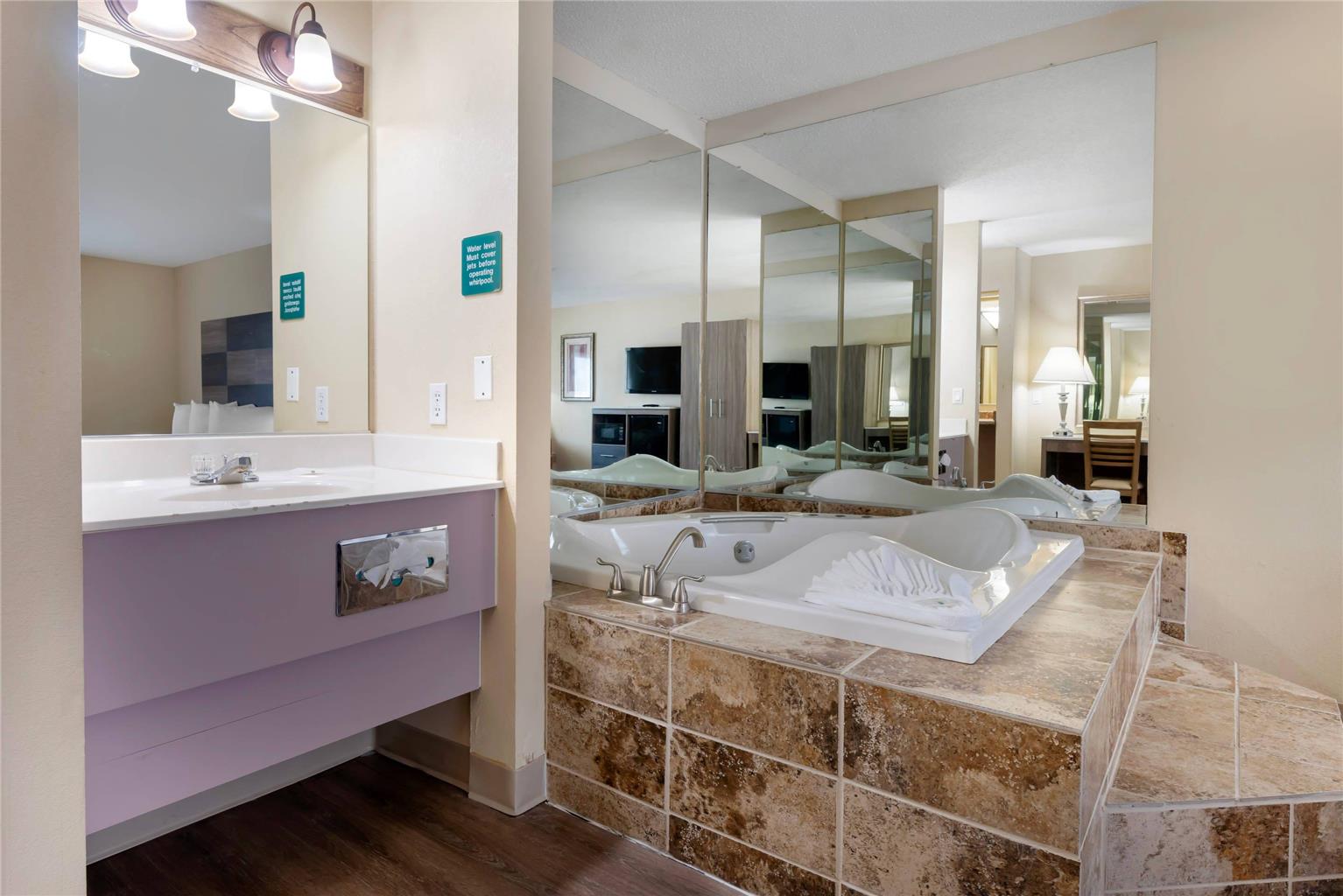 Quality Inn Bemidji - photo 22