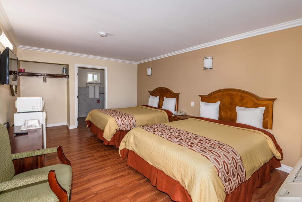 Sea Rock Inn Los Angeles - photo 8