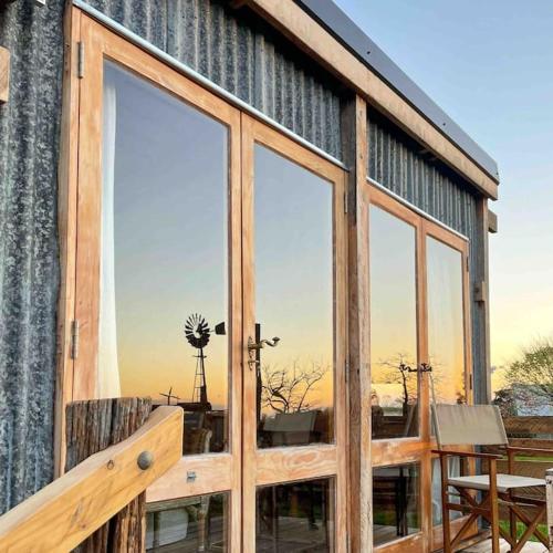 FreeFall Hut in Hastings, New Zealand