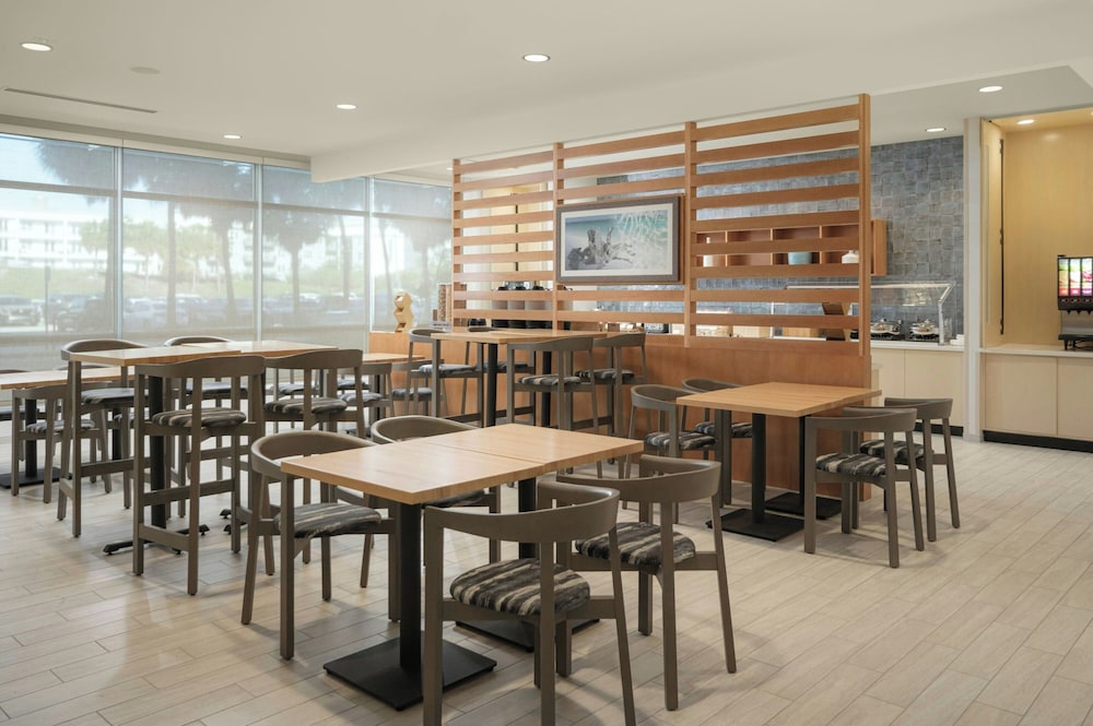 SpringHill Suites by Marriott Tampa Downtown - photo 37