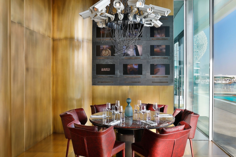 מזון ומשקאות