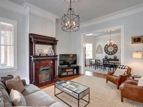 Parlor On Park in Savannah, United States