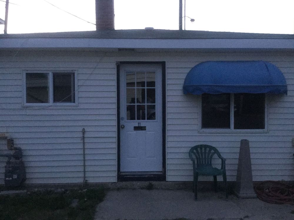 Waters Edge Motel - photo 18