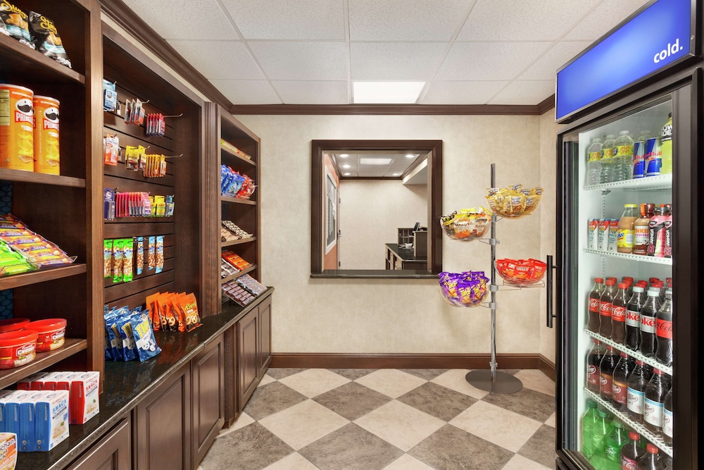 Hampton Inn Sulphur Springs - photo 38