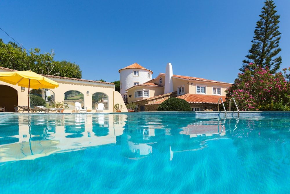 Quinta do Cabo Guesthouse — 4-Star Luxury Hotel in Sintra, Portugal