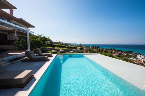 Villa Maria Luxury — Pallini — photo 2