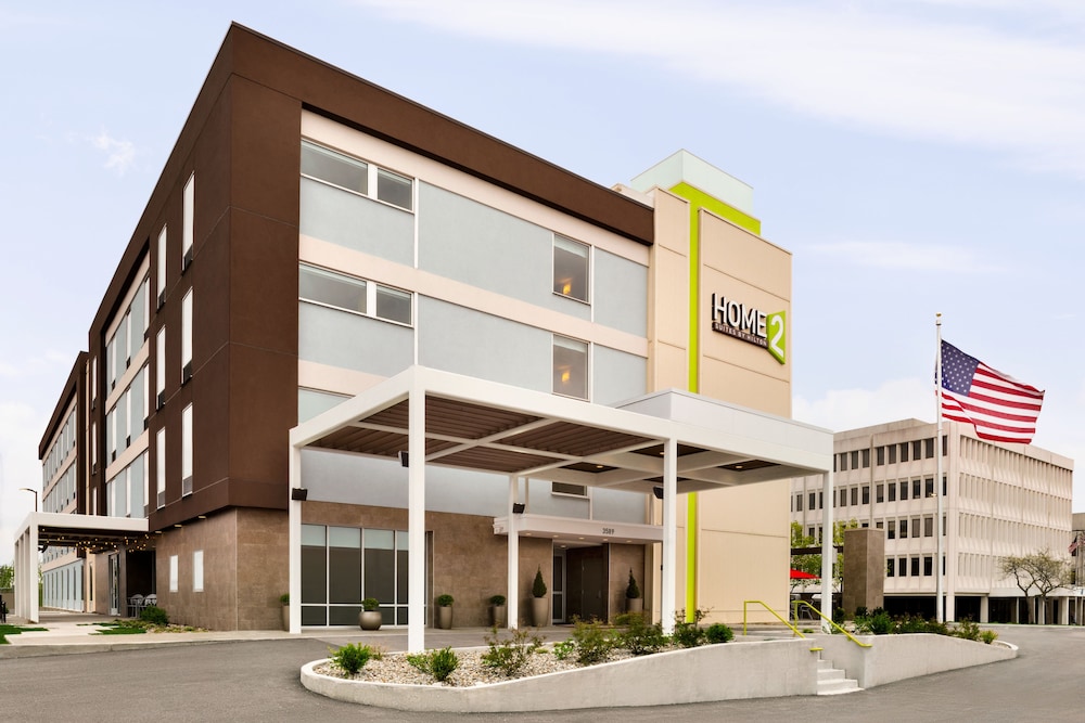 Home2 Suites by Hilton Cleveland Beachwood - photo 29
