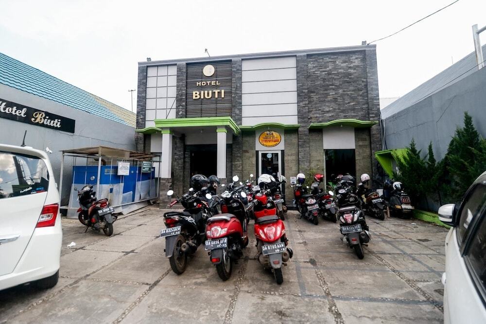 RedDoorz Plus @ Banjarmasin Tengah in Banjarmasin, Indonesia