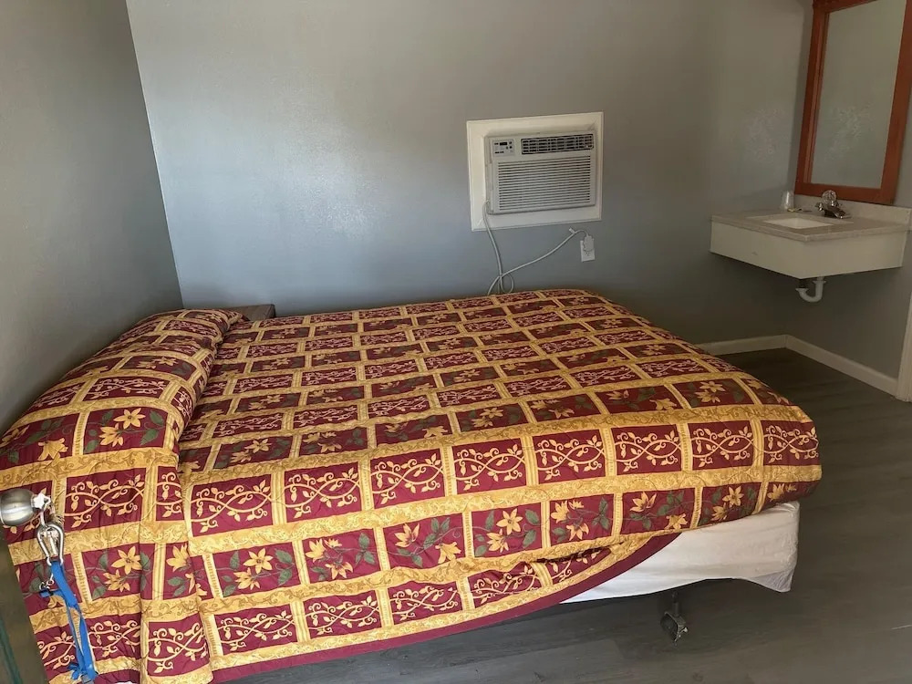 Super Inn - featured photo
