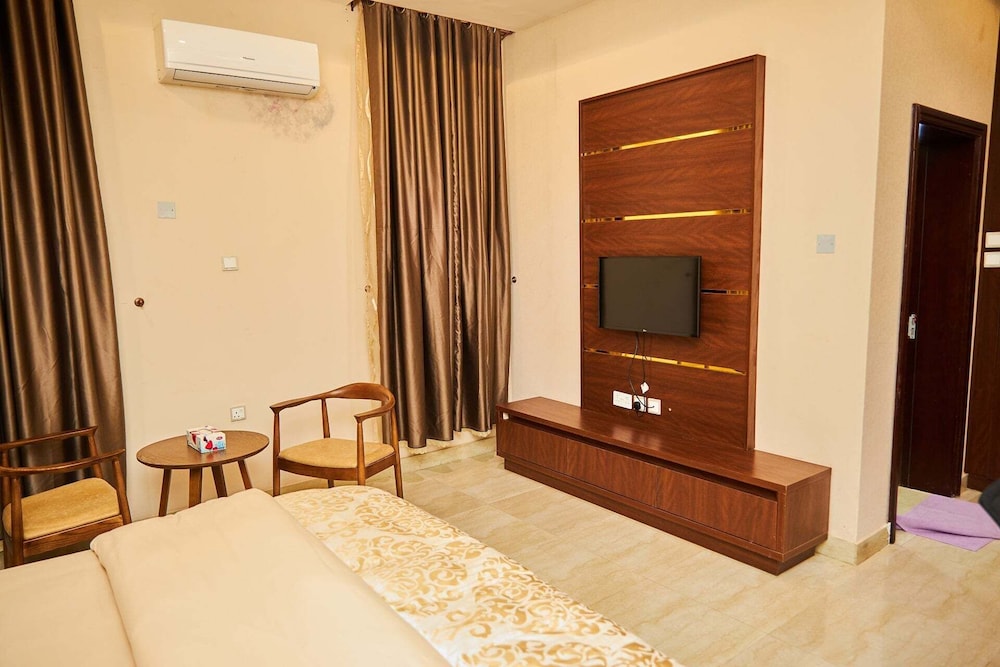 Haidislah Apartment — Kano — photo 4