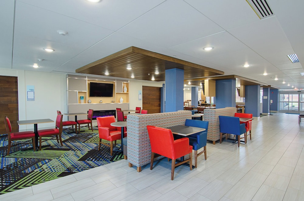 Holiday Inn Express & Suites Abingdon by IHG - photo 29