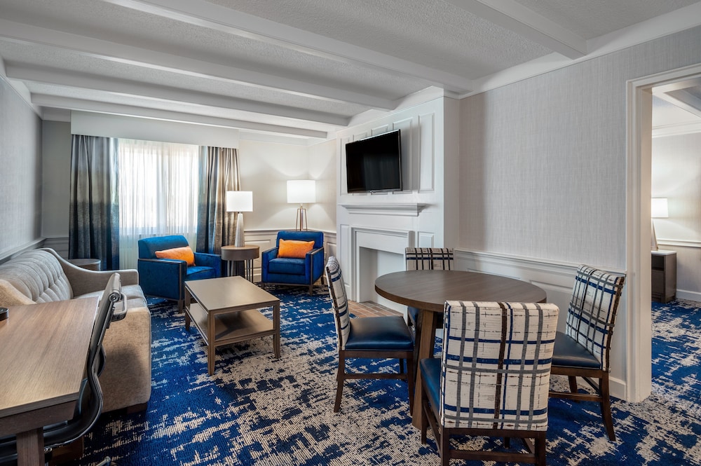 Crowne Plaza Albany The Desmond Hotel - photo 18