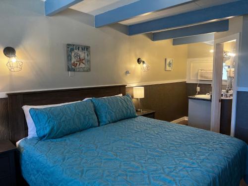 Claddagh Motel & Suites - photo 7
